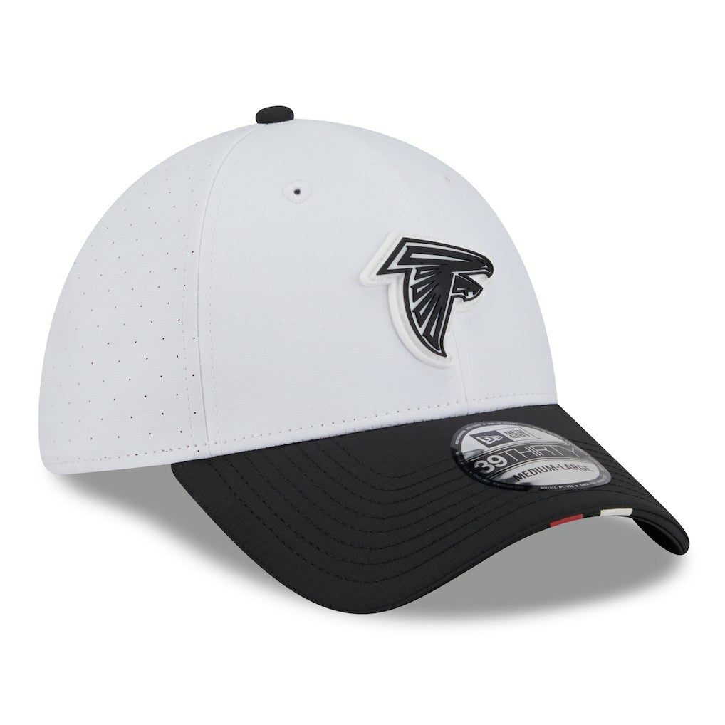 Atlanta Falcons New Era 2025 NFL Training Camp 39THIRTY Flex Hat - White/Black - NFL
