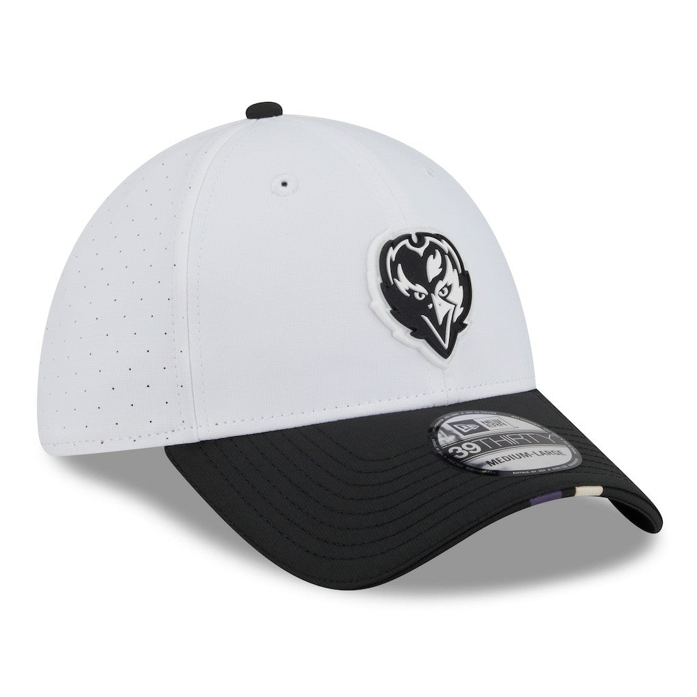 Baltimore Ravens New Era 2025 NFL Training Camp 39THIRTY Flex Hat - White/Black - NFL