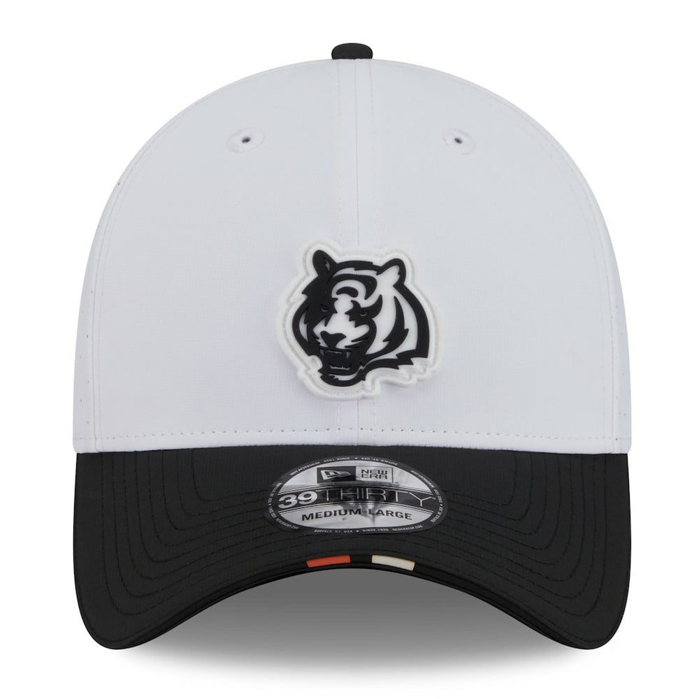 Cincinnati Bengals New Era 2025 NFL Training Camp 39THIRTY Flex Hat - White/Black - NFL