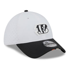 Cincinnati Bengals New Era 2025 NFL Training Camp 39THIRTY Flex Hat - White/Black - NFL