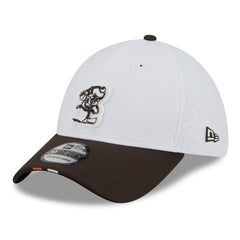 Cleveland Browns New Era 2025 NFL Training Camp Throwback Logo 39THIRTY Flex Hat - White/Brown - NFL