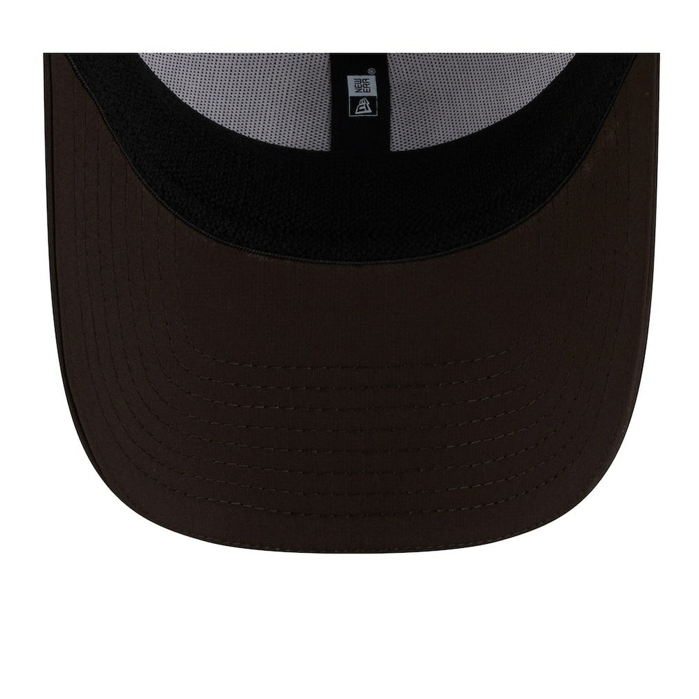 Cleveland Browns New Era 2025 NFL Training Camp Throwback Logo 39THIRTY Flex Hat - White/Brown - NFL