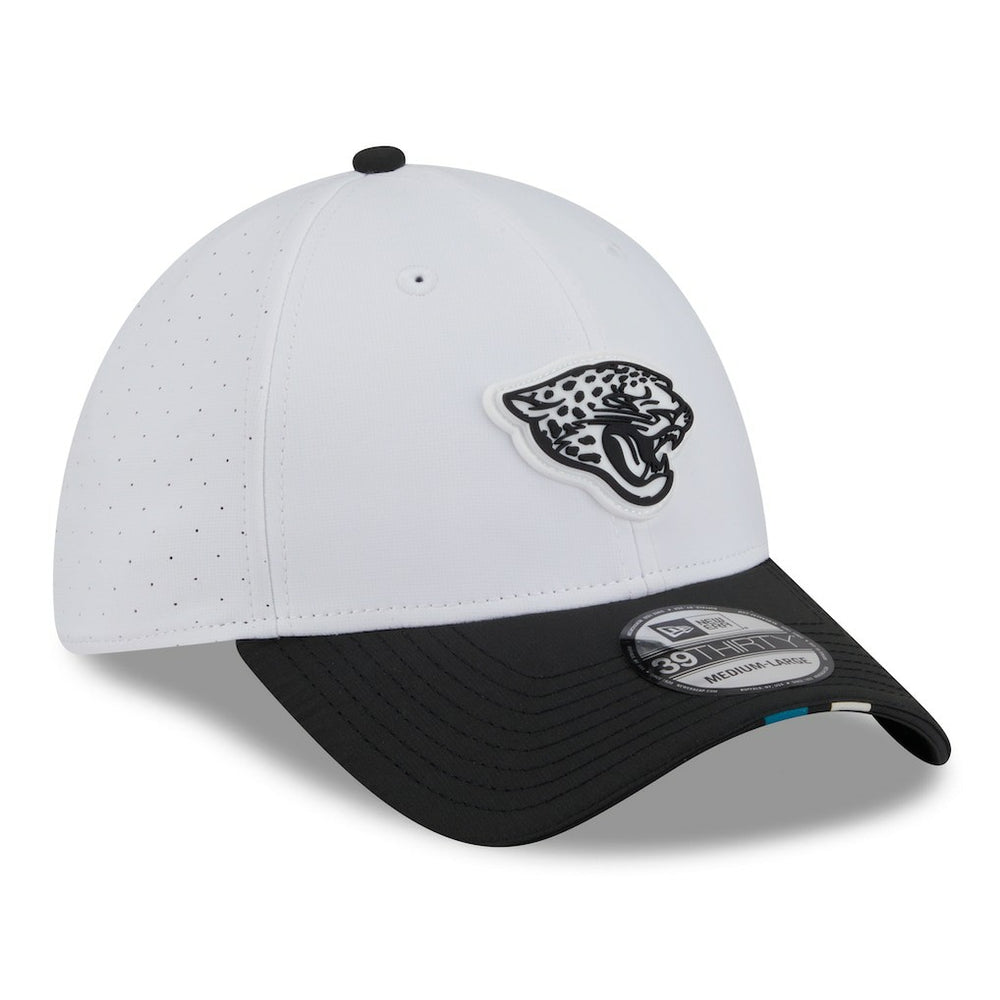 Jacksonville Jaguars New Era 2025 NFL Training Camp 39THIRTY Flex Hat - White/Black - NFL