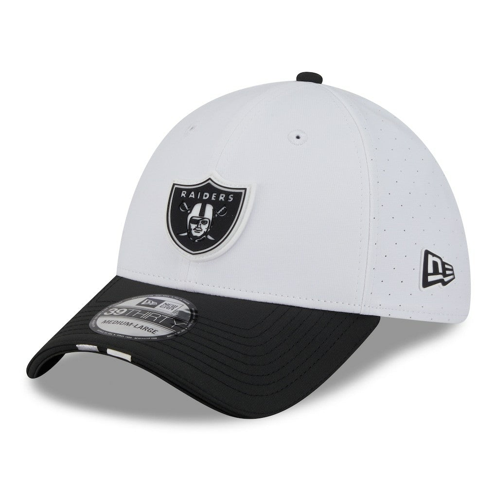 Las Vegas Raiders New Era 2025 NFL Training Camp 39THIRTY Flex Hat - White/Black - NFL