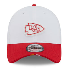 Kansas City Chiefs New Era 2025 NFL Training Camp 39THIRTY Flex Hat - White/Red - NFL