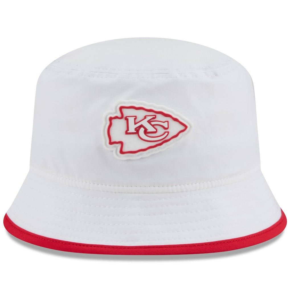 Kansas City Chiefs New Era 2025 NFL Training Camp Stretch Bucket Hat - White - NFL