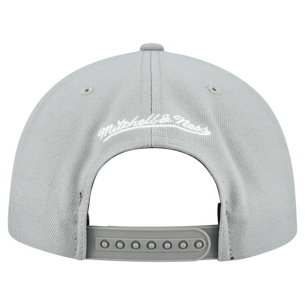 Chicago White Sox Mitchell & Ness Cooperstown Collection Basic Flip Snapback Hat Outlet