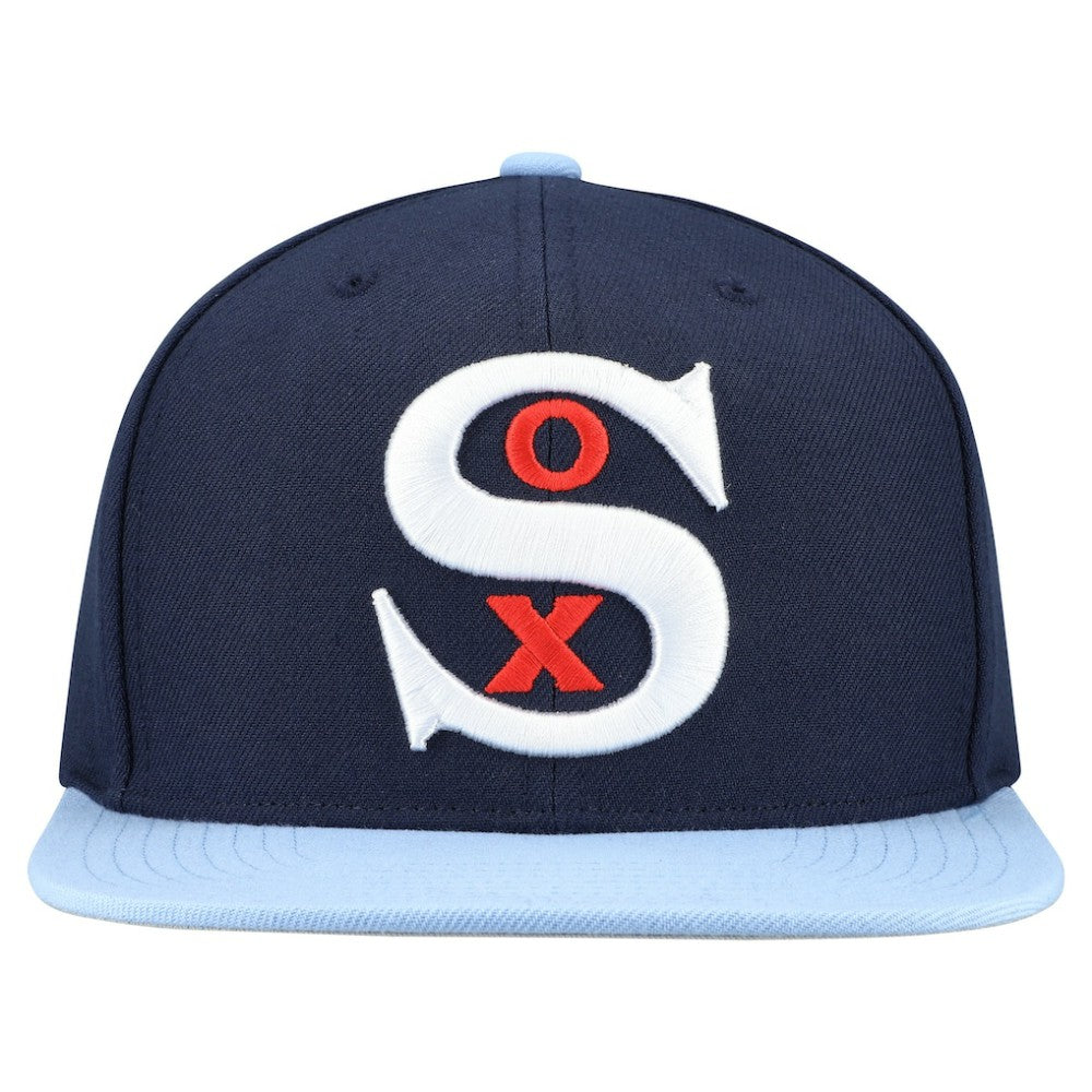 Chicago White Sox Mitchell & Ness Cooperstown Collection Basic Flip Snapback Hat for sale