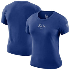 Nike New York Knicks Women's Courtside Modest Cropped Tri-Blend T-Shirt Blue