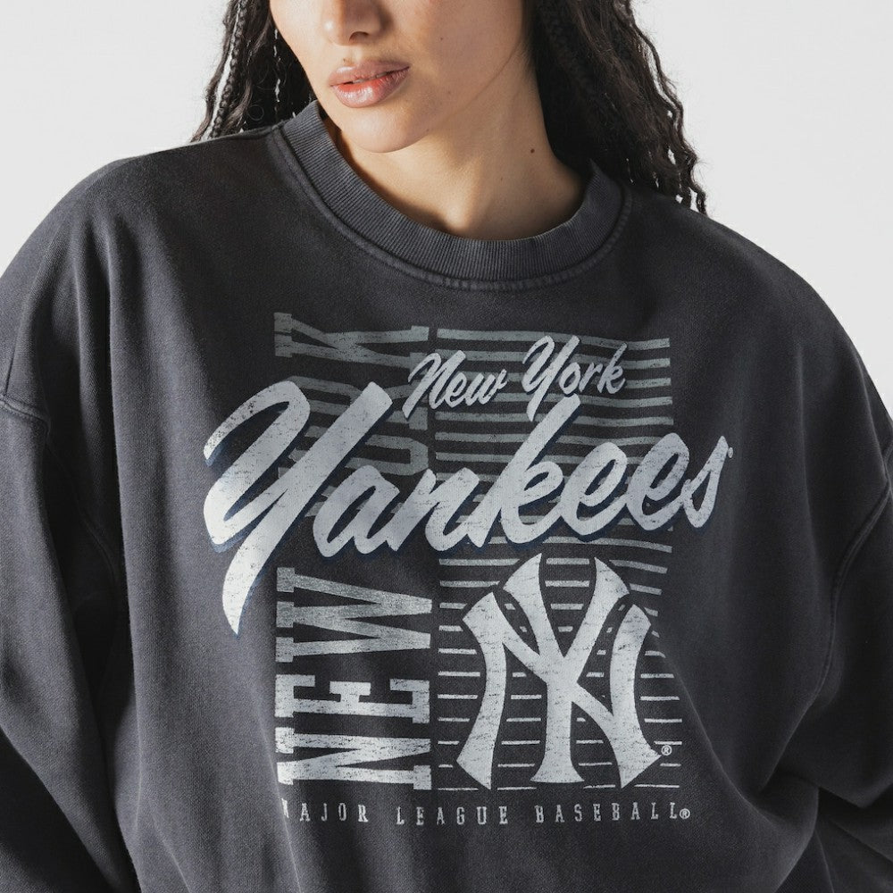 New York Yankees New Era Women's Boxy Mineral Wash Dolmen Sleeve Cropped Sweatshirt Online