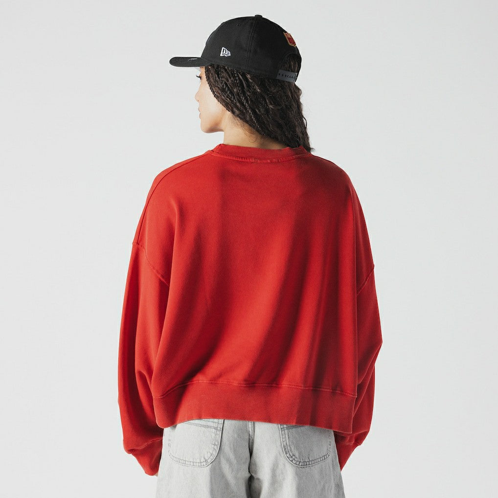 San Francisco 49ers New Era Women's Oversized Throwback Mineral Wash Crew Neck Sweatshirt - Scarlet - NFL