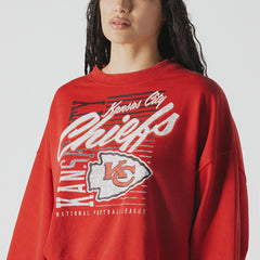Kansas City Chiefs New Era Women's Oversized Throwback Mineral Wash Crew Neck Sweatshirt - Red - NFL
