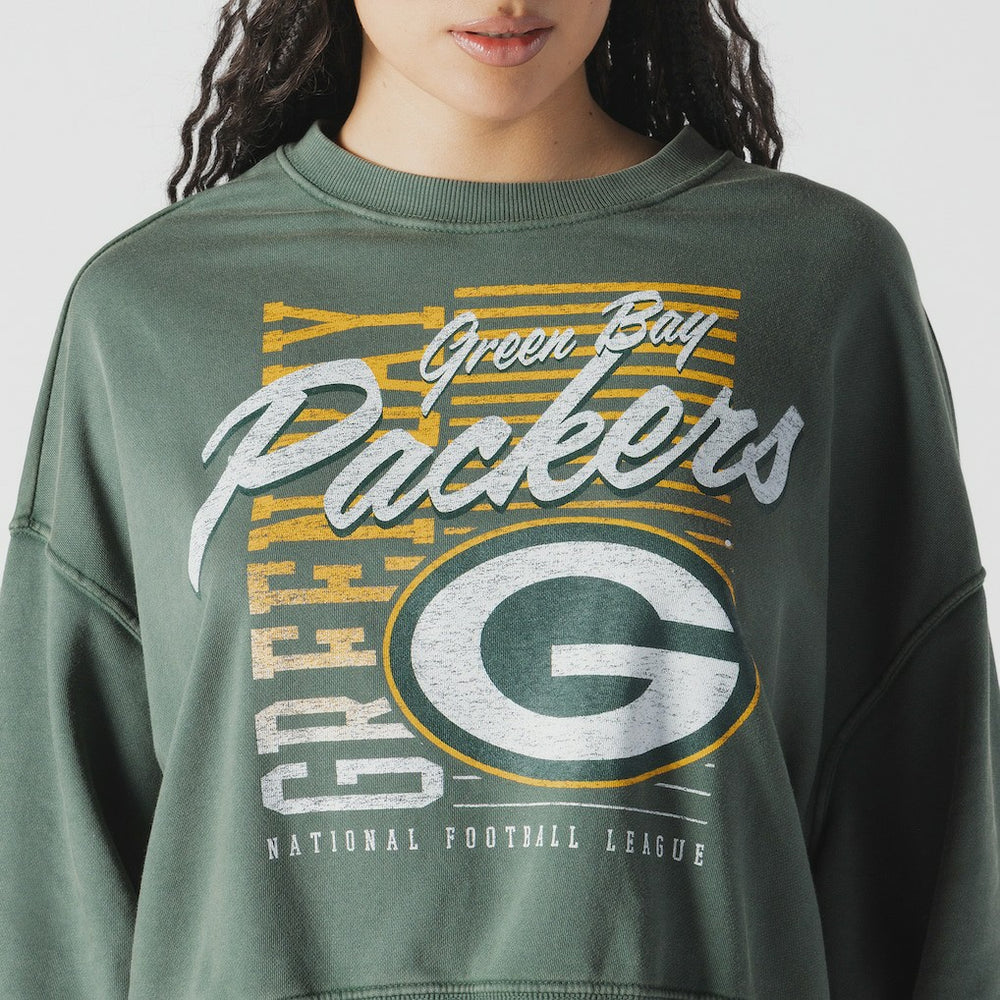 Green Bay Packers New Era Women's Oversized Throwback Mineral Wash Crew Neck Sweatshirt - Green - NFL