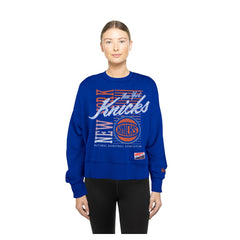 New Era New York Knicks Women's Boxy Throwback Mineral Wash Sweatshirt Blue