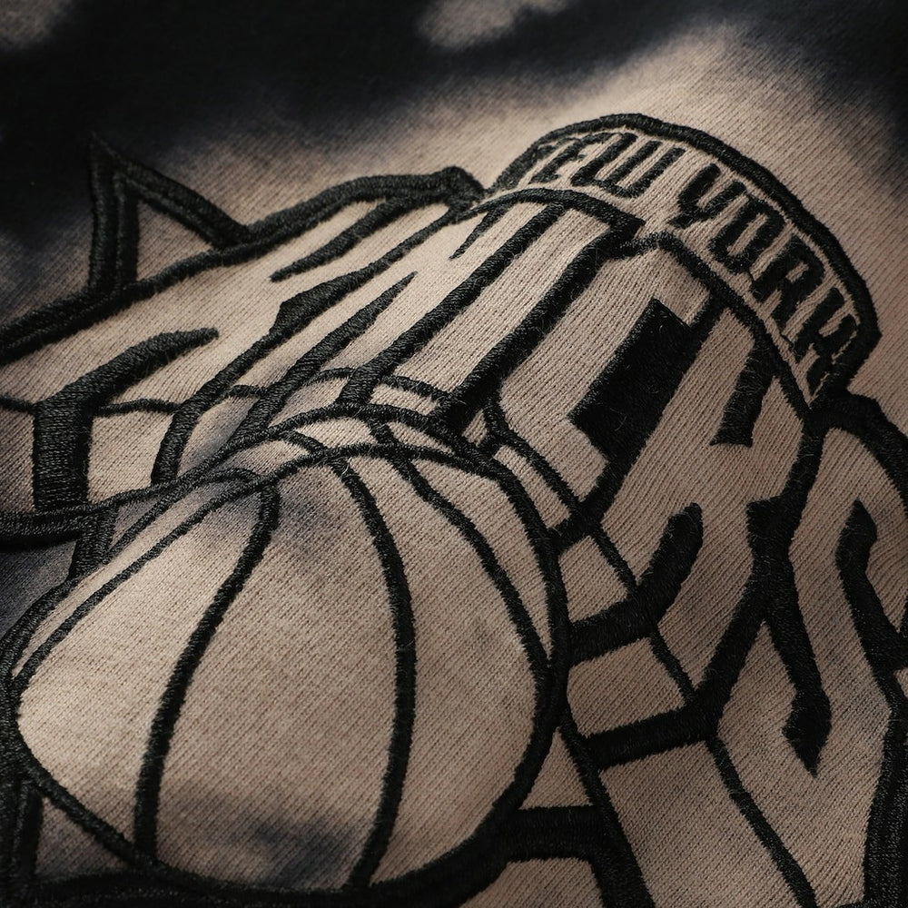 New Era New York Knicks Injection Bleached Out Raw Edge Oversized T-Shirt Black
