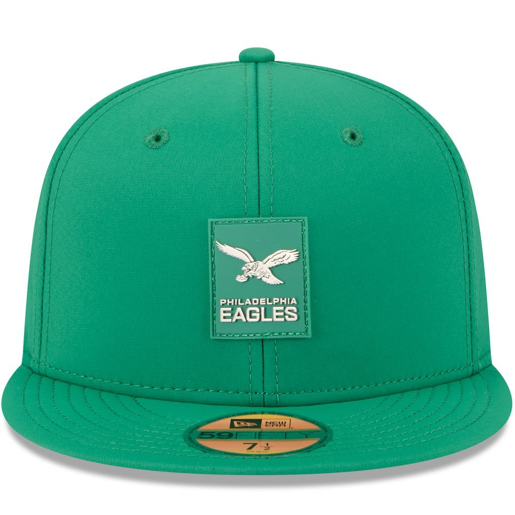 Philadelphia Eagles New Era 2025 Sideline Throwback 59FIFTY Fitted Hat - Kelly Green - NFL