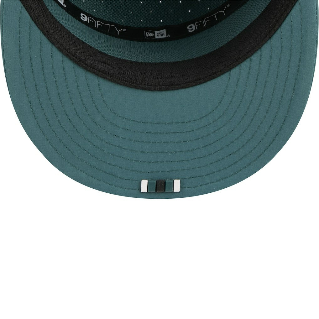 Philadelphia Eagles New Era 2025 Sideline Split Panel 9FIFTY Snapback Hat - Midnight Green - NFL
