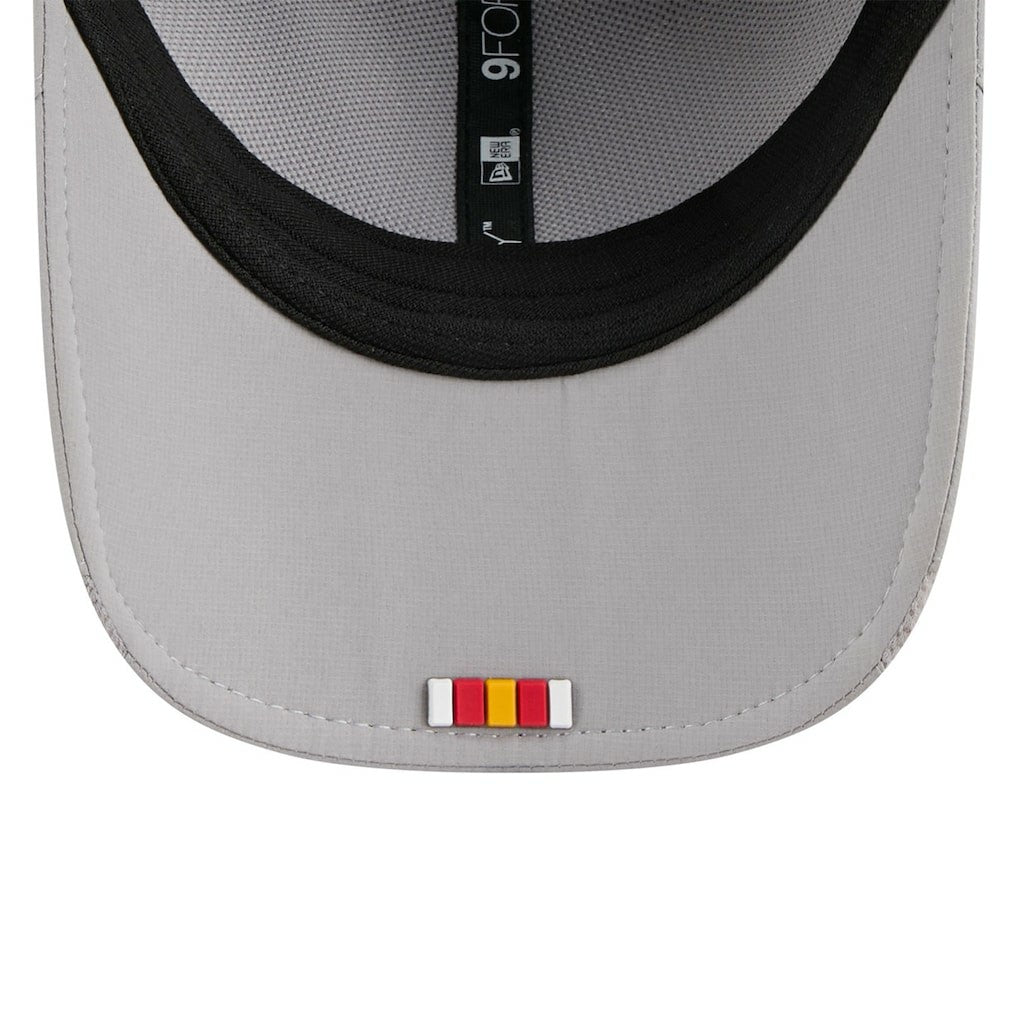 Kansas City Chiefs New Era 2025 Sideline M-Crown 9FORTY Adjustable Hat - Gray - NFL