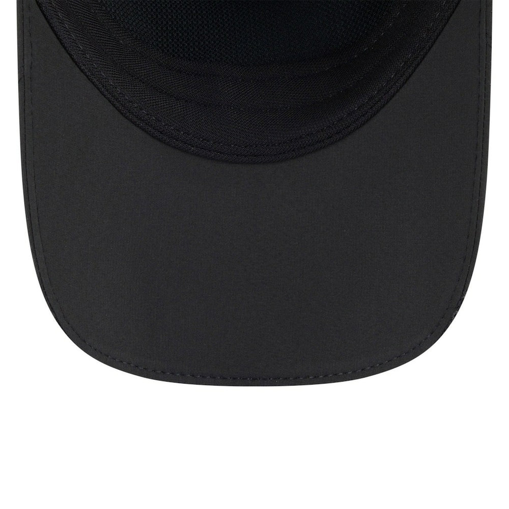 Las Vegas Raiders New Era 2025 Sideline Runner Adjustable Hat - Black - NFL