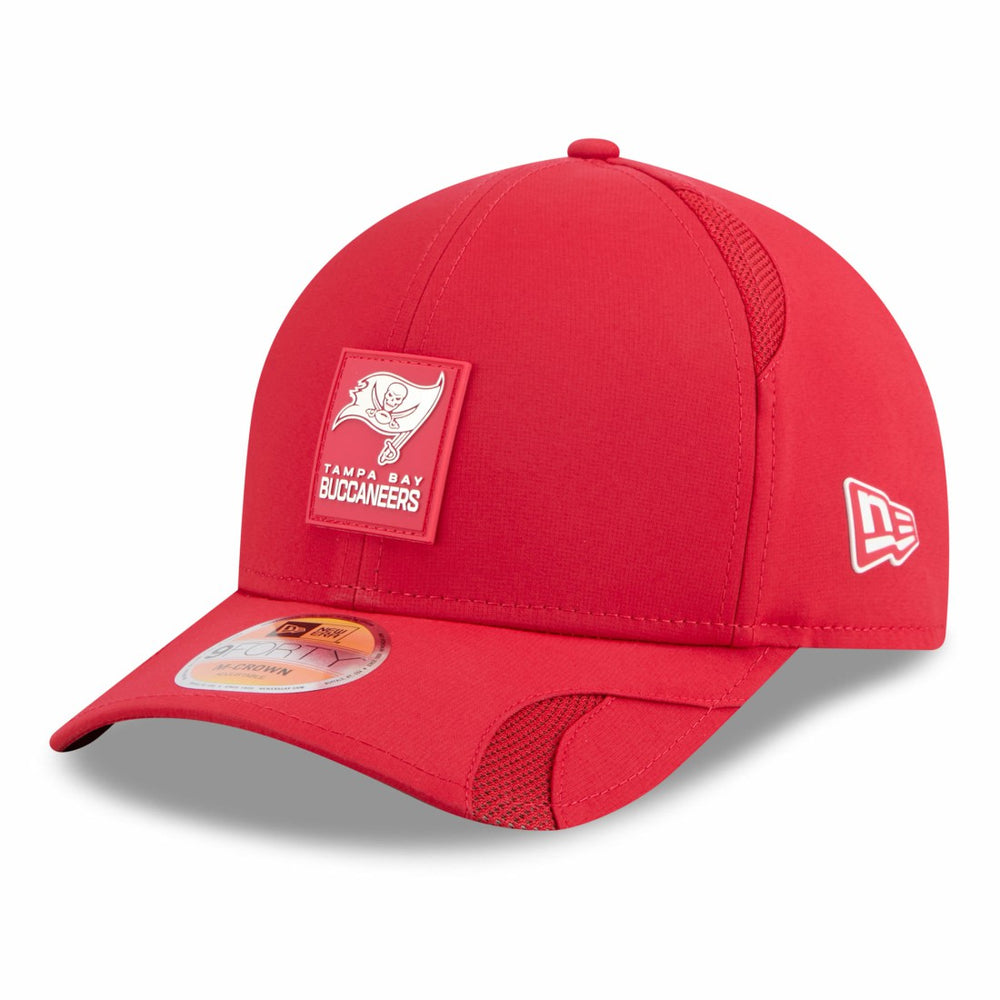 Tampa Bay Buccaneers New Era Youth 2025 Sideline M-Crown 9FORTY Adjustable Hat - Red - NFL