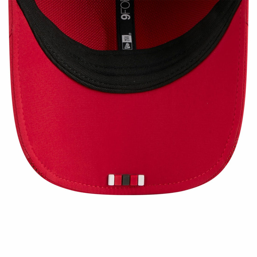 Tampa Bay Buccaneers New Era Youth 2025 Sideline M-Crown 9FORTY Adjustable Hat - Red - NFL