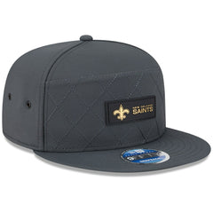 New Orleans Saints New Era 2025 Sideline Cold Weather Split Panel 9FIFTY Snapback Hat - Charcoal - NFL