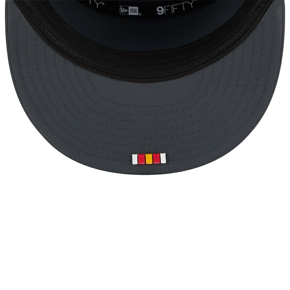 Kansas City Chiefs New Era 2025 Sideline Cold Weather Split Panel 9FIFTY Snapback Hat - Charcoal - NFL