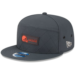 Cleveland Browns New Era 2025 Sideline Cold Weather Split Panel 9FIFTY Snapback Hat - Charcoal - NFL
