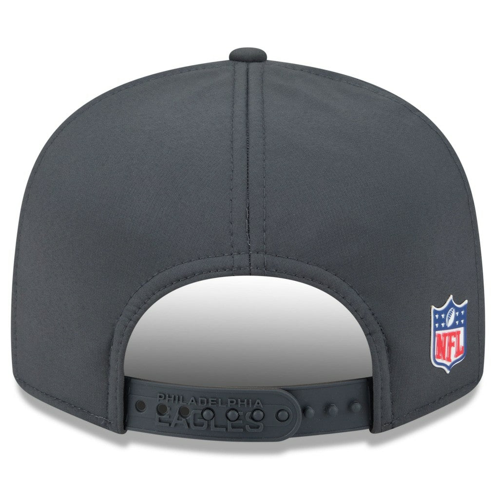Philadelphia Eagles New Era 2025 Sideline Cold Weather Split Panel 9FIFTY Snapback Hat - Charcoal - NFL