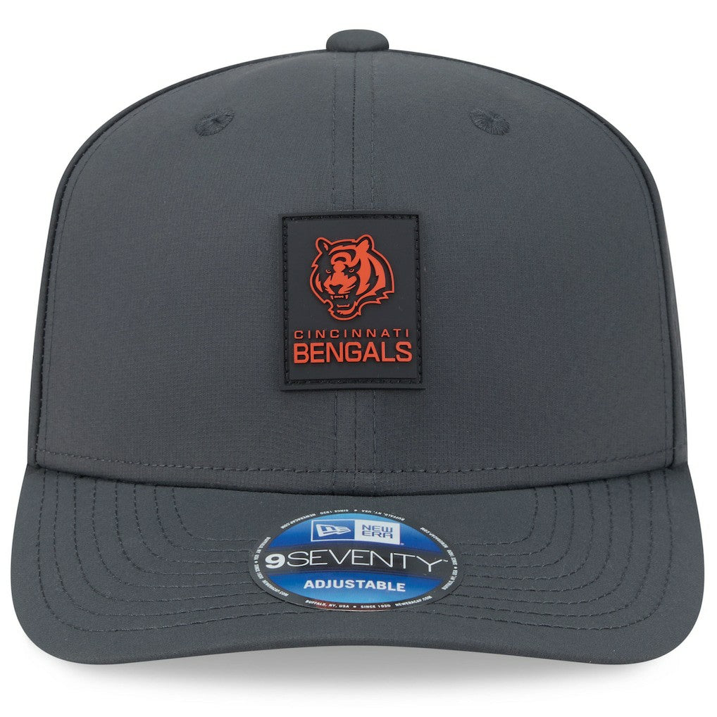 Cincinnati Bengals New Era 2025 Sideline Cold Weather 9SEVENTY Adjustable Hat - Charcoal - NFL