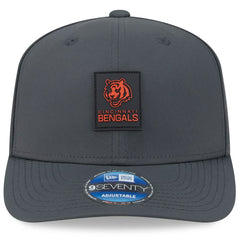 Cincinnati Bengals New Era 2025 Sideline Cold Weather 9SEVENTY Adjustable Hat - Charcoal - NFL