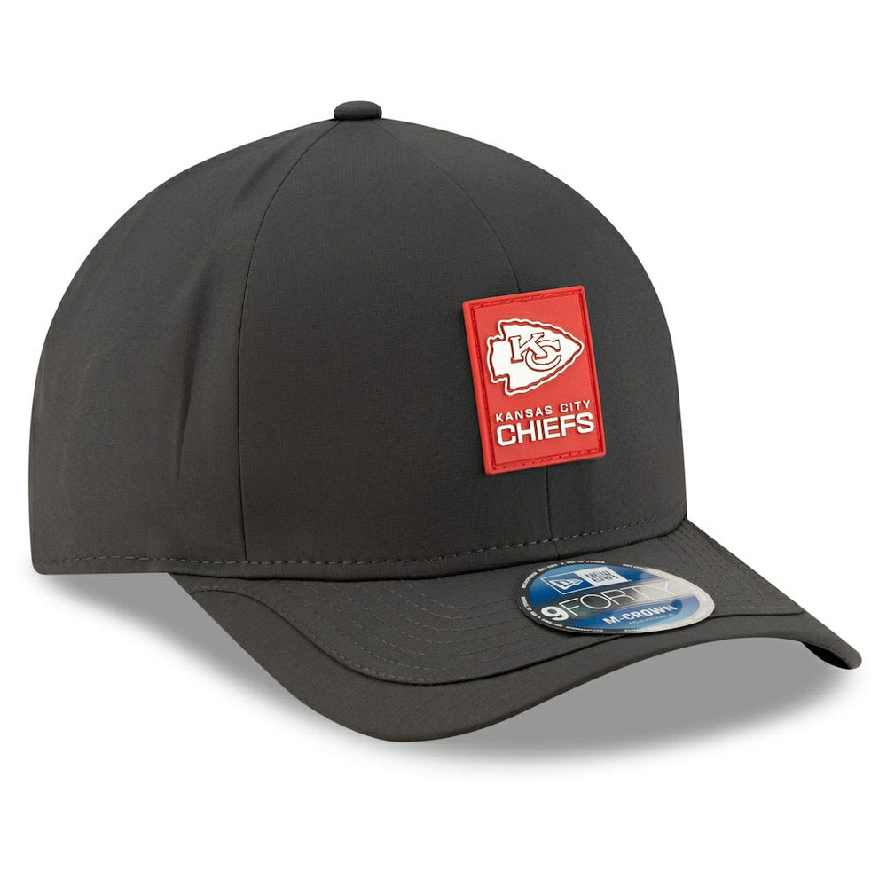 Kansas City Chiefs New Era 2025 Sideline Cold Weather 9FORTY M-Crown Adjustable Hat - Charcoal - NFL