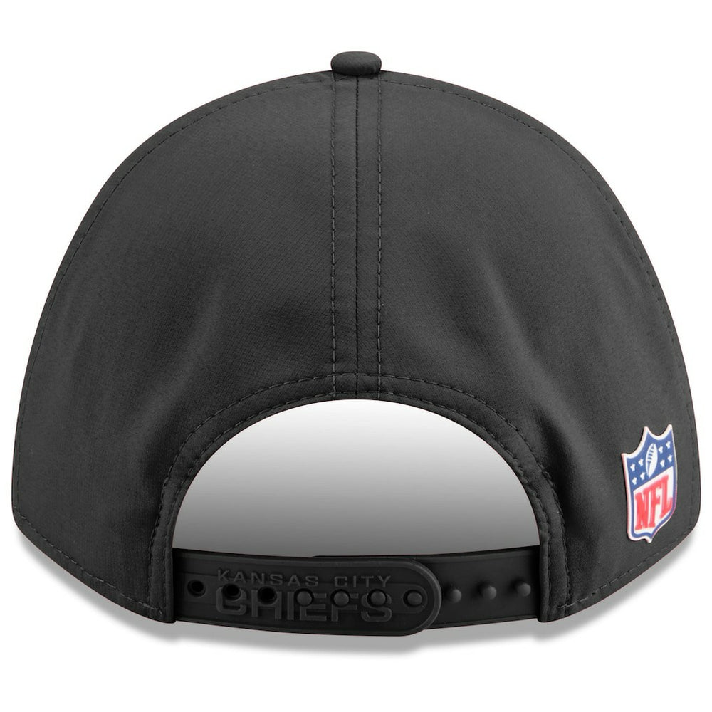 Kansas City Chiefs New Era 2025 Sideline Cold Weather 9FORTY M-Crown Adjustable Hat - Charcoal - NFL