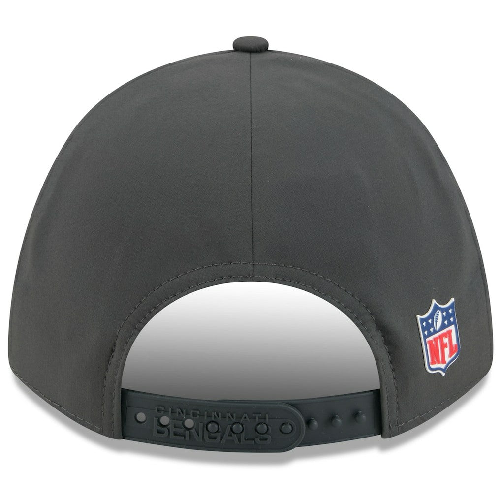 Cincinnati Bengals New Era 2025 Sideline Cold Weather 9FORTY M-Crown Adjustable Hat - Charcoal - NFL