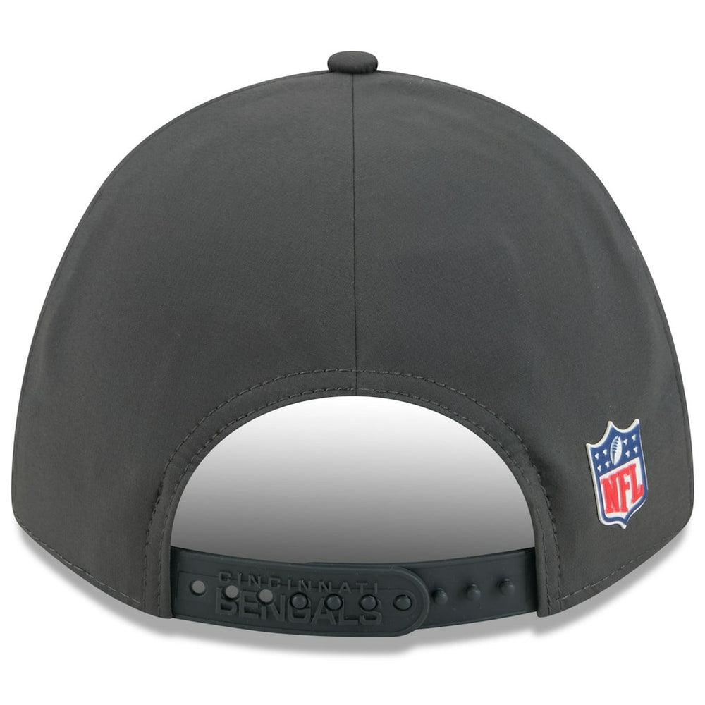 Cincinnati Bengals New Era 2025 Sideline Cold Weather 9FORTY M-Crown Adjustable Hat - Charcoal - NFL