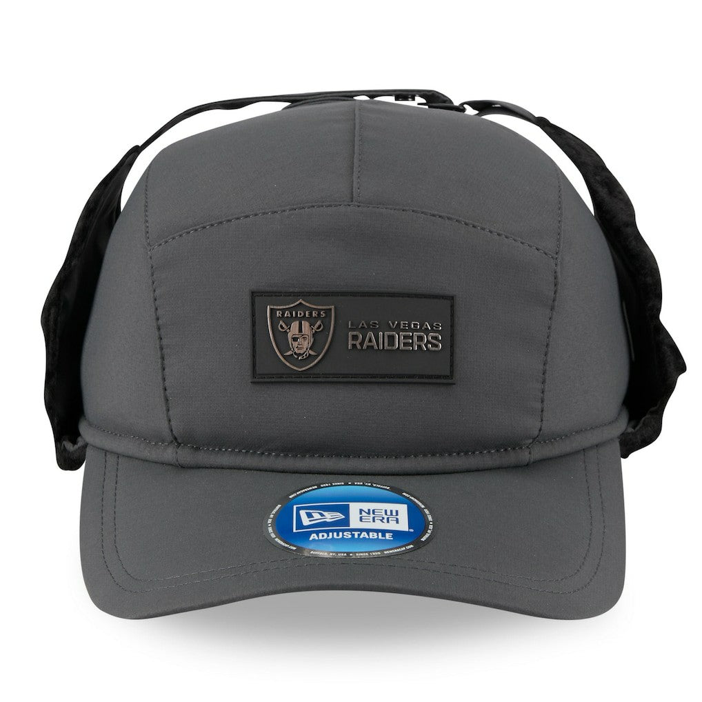 Las Vegas Raiders New Era 2025 Sideline Cold Weather Runner Dog Ear Adjustable Hat - Charcoal - NFL