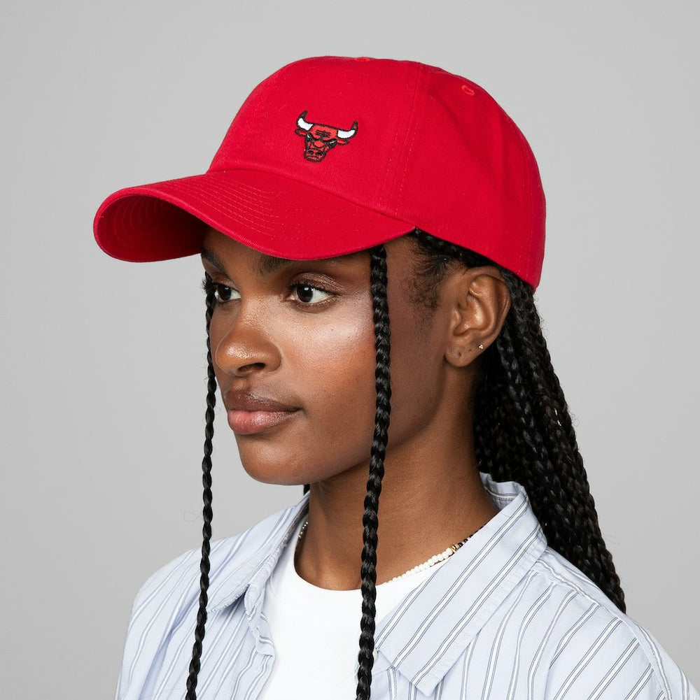 Mitchell & Ness Chicago Bulls Women's Micro Lefty Adjustable Hat Red