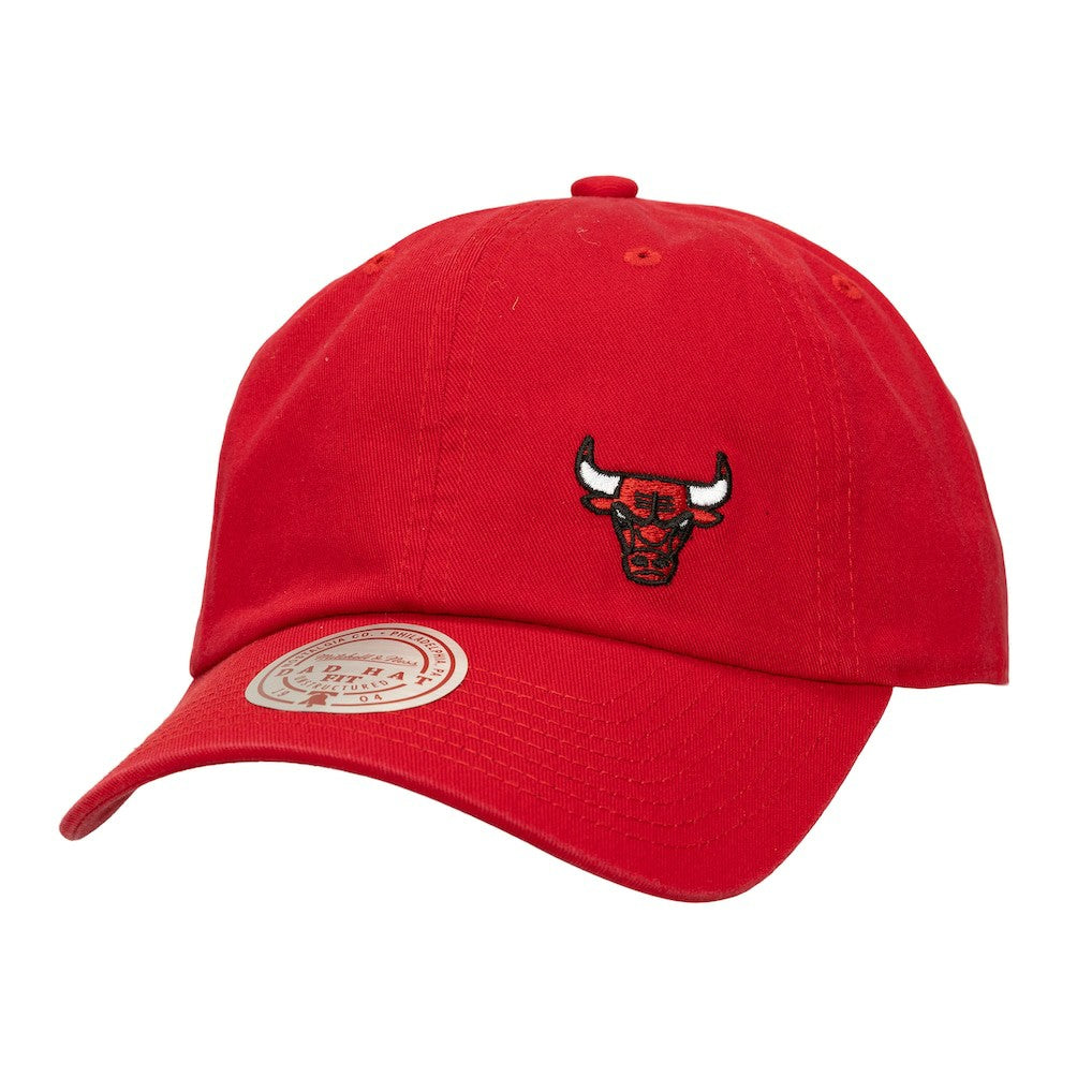 Mitchell & Ness Chicago Bulls Women's Micro Lefty Adjustable Hat Red