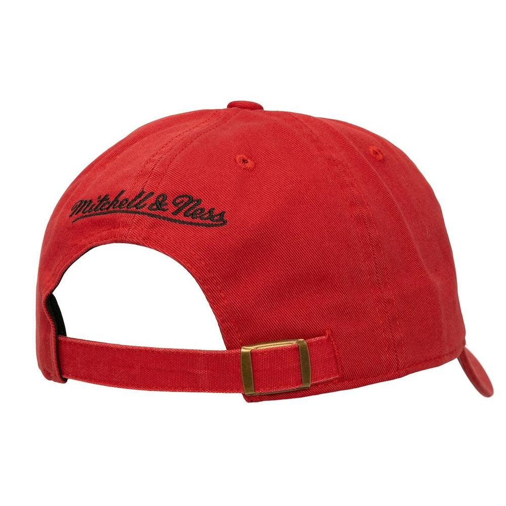 Mitchell & Ness Chicago Bulls Women's Micro Lefty Adjustable Hat Red