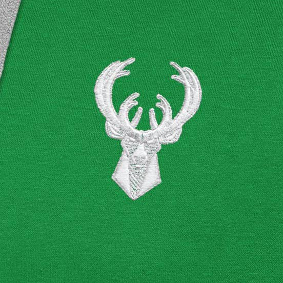 Milwaukee Bucks Antigua St. Patrick's Day Victory Raglan Pullover Hoodie Kelly Green
