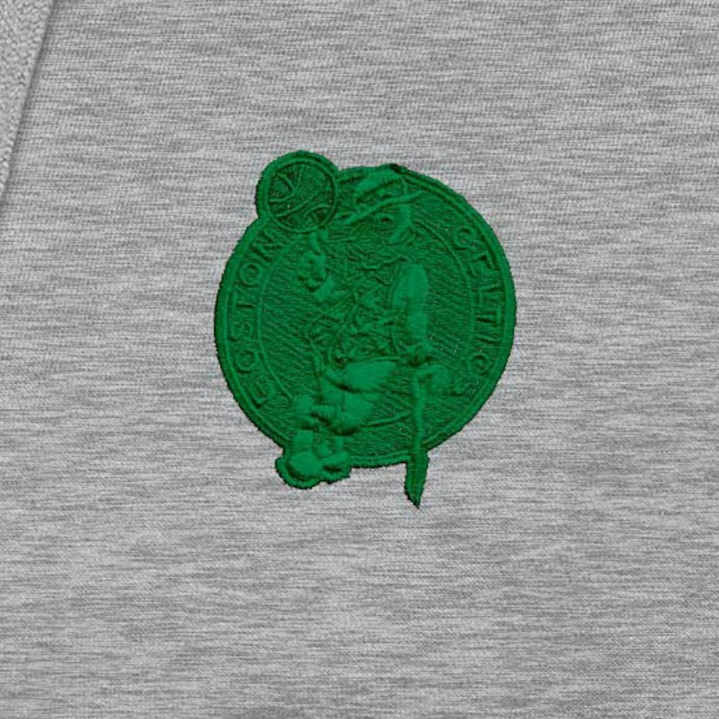 Boston Celtics Antigua St. Patrick's Day Victory Raglan Pullover Hoodie Heather Gray