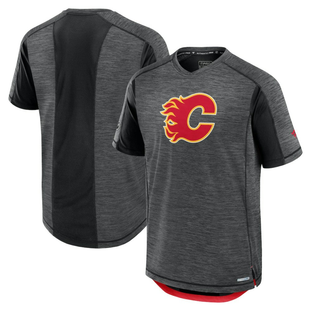 Calgary Flames Fanatics Authentic Pro Rink Performance T-Shirt - Heather Charcoal | Fanatics online