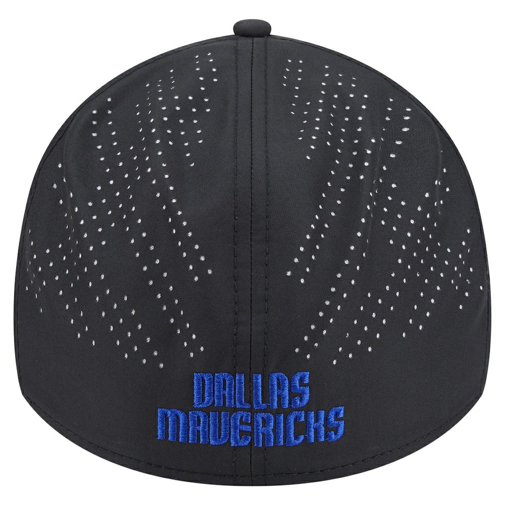 New Era Dallas Mavericks Night 39THIRTY Flex Hat Black