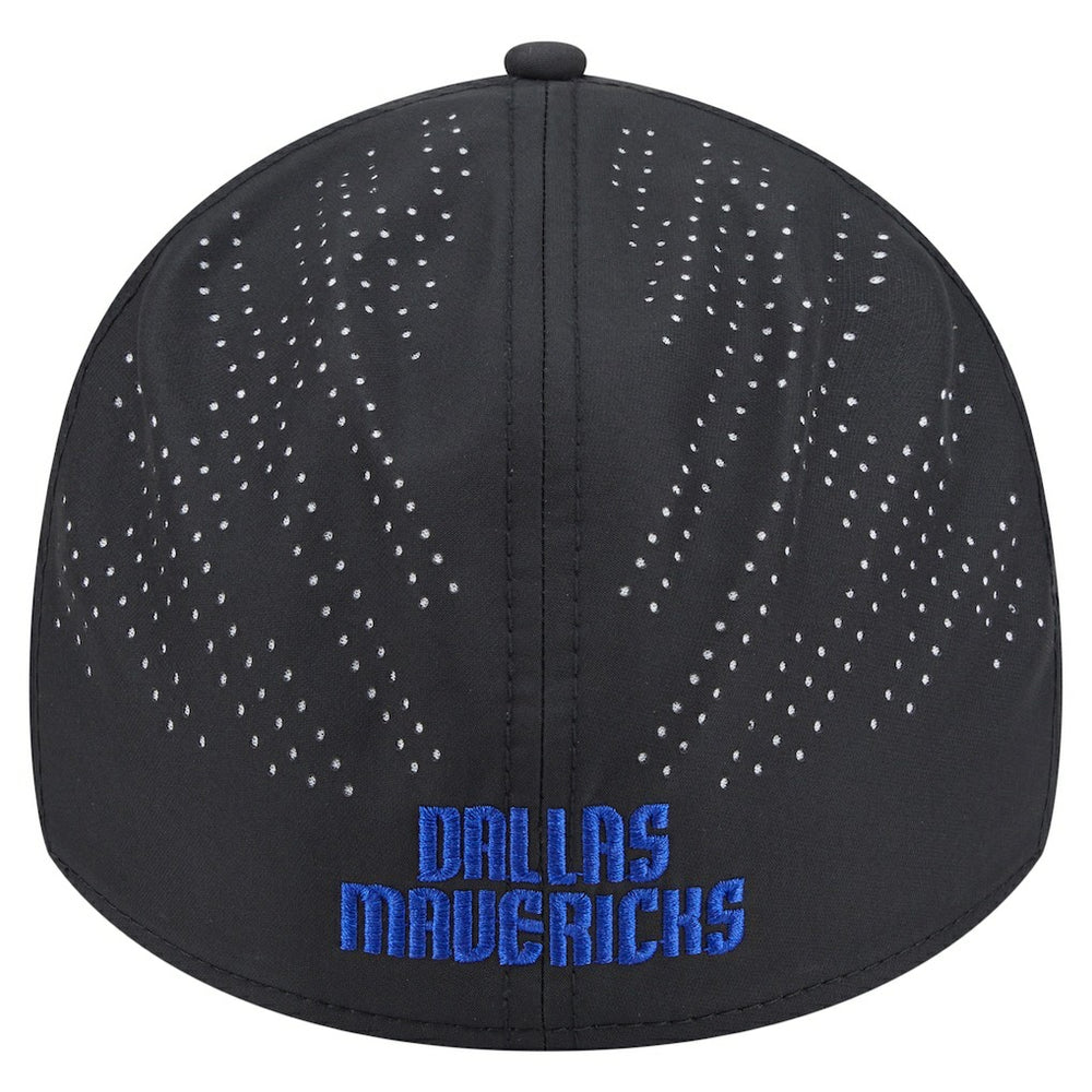 New Era Dallas Mavericks Night 39THIRTY Flex Hat Black