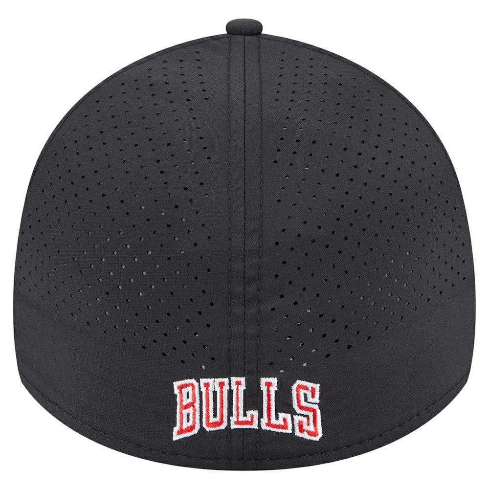 New Era Chicago Bulls Featherweight Poly Rope Flex 39Thirty Hat Black
