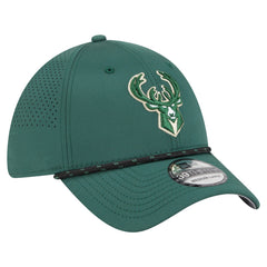 New Era Milwaukee Bucks Featherweight Poly Rope Flex 39Thirty Hat Hunter Green