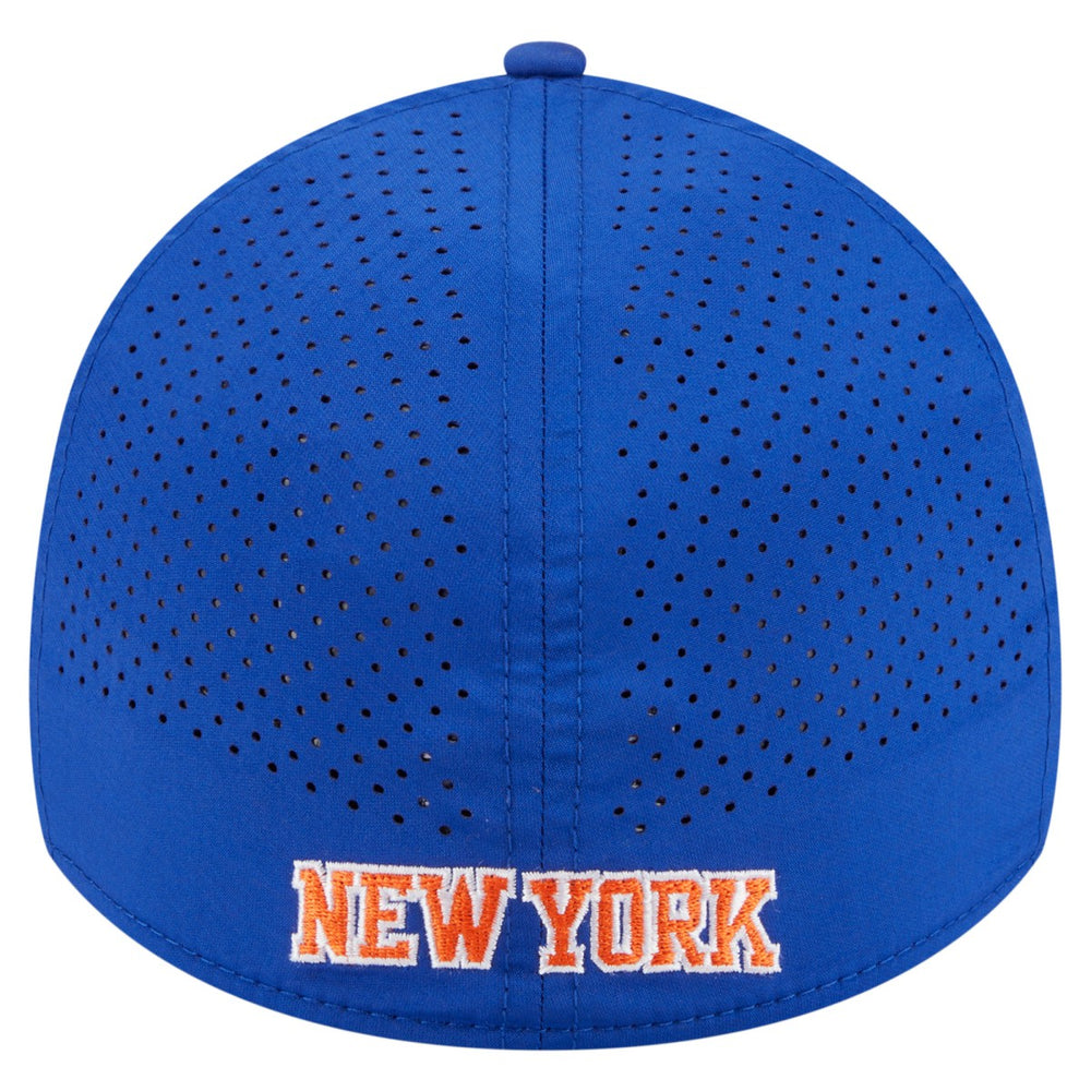 New Era New York Knicks Featherweight Poly Rope Flex 39Thirty Hat Blue