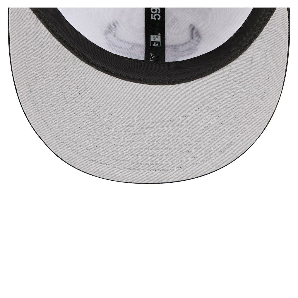 New Era Chicago Bulls Repeat 59Fifty Fitted Hat White/Black