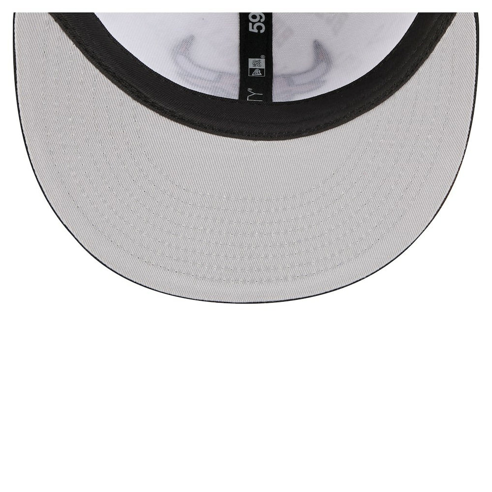 New Era Chicago Bulls Repeat 59Fifty Fitted Hat White/Black