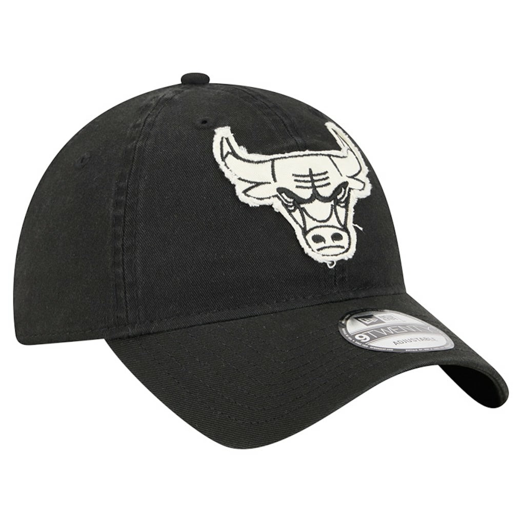 New Era Chicago Bulls Stamp Fabric Applique 9TWENTY Adjustable Hat Black